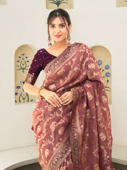 Very Ravishing Soft Silk Saree With Beautiful Rich Pallu