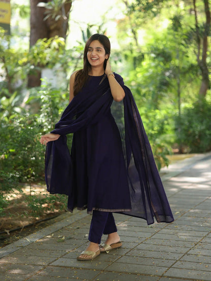 Elegant Purple Narayanpet Suit Set (With Sleeves Attached)