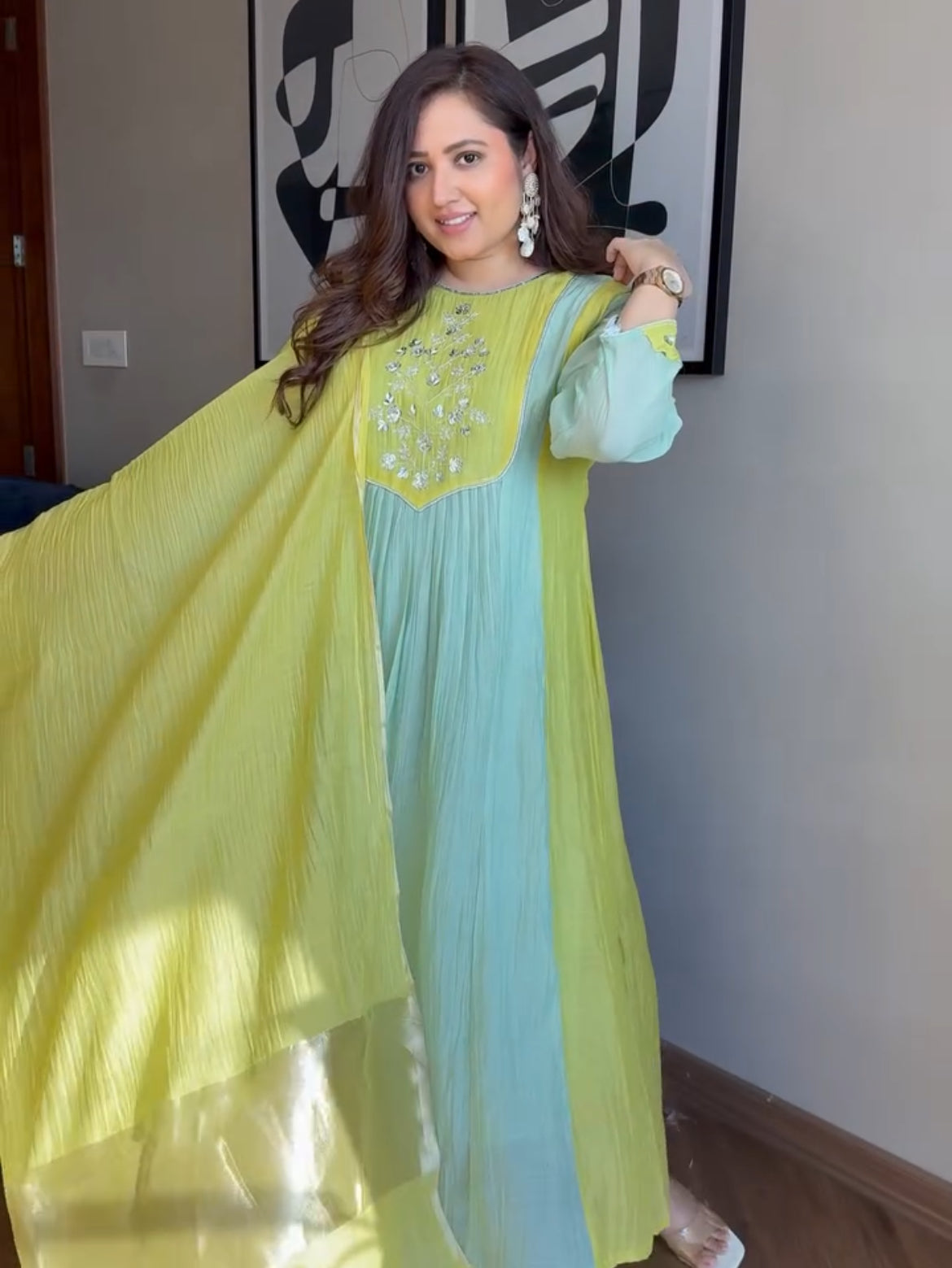 Very Beautiful Mul Chanderi Embroidery Suit Set