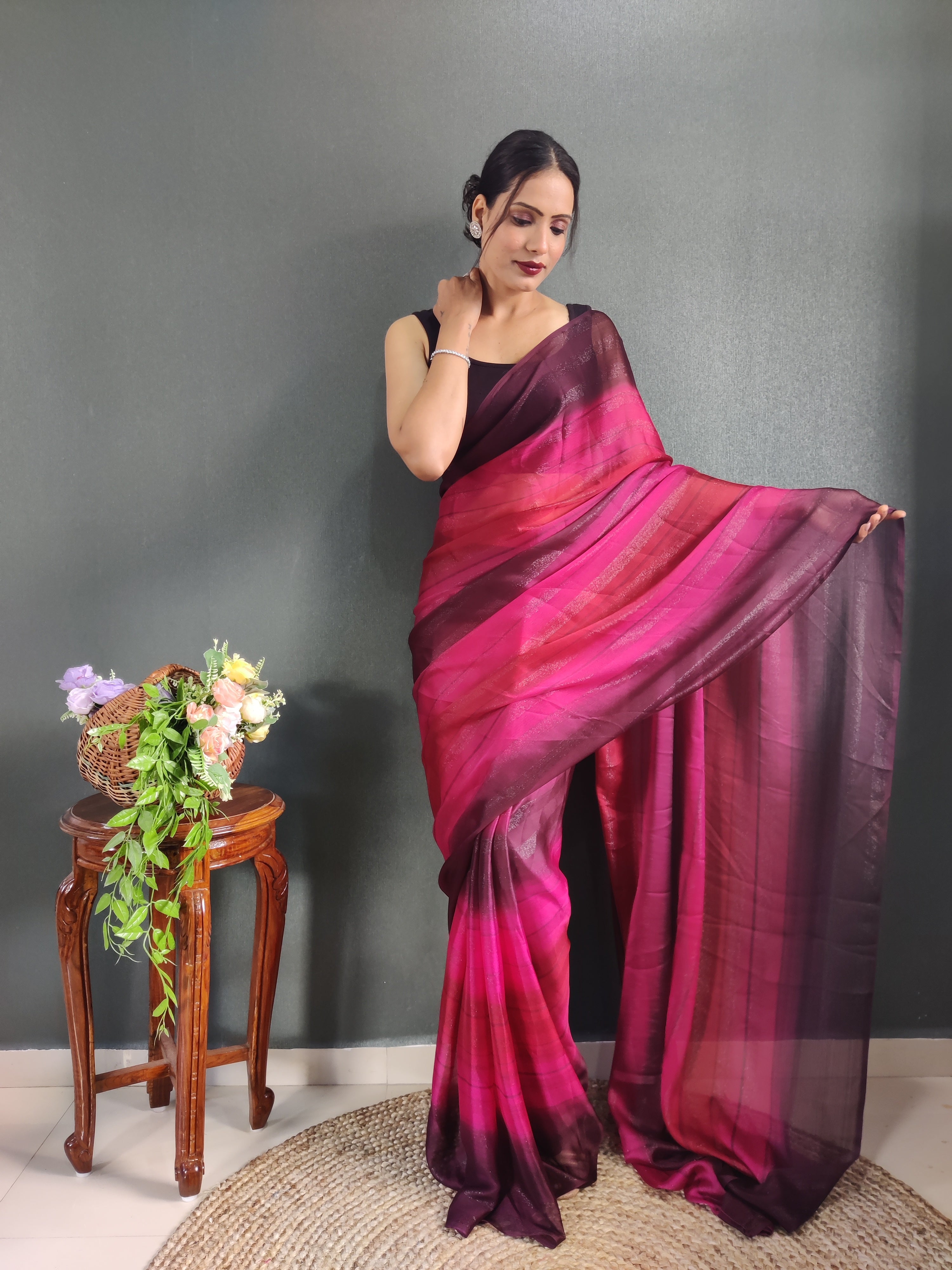 1- Min Ready To Wear Saree In Georgette Fabric With Important Zari Padding