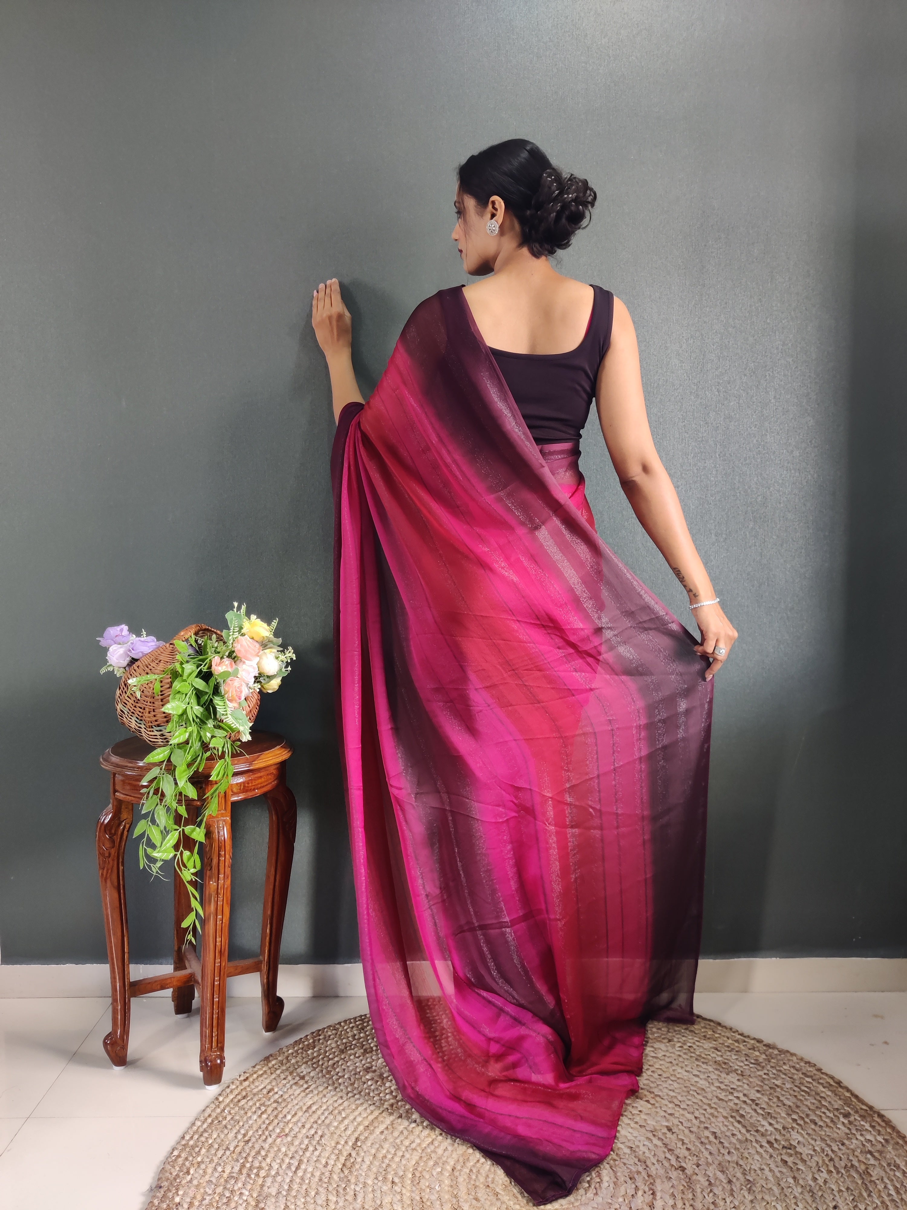 1- Min Ready To Wear Saree In Georgette Fabric With Important Zari Padding