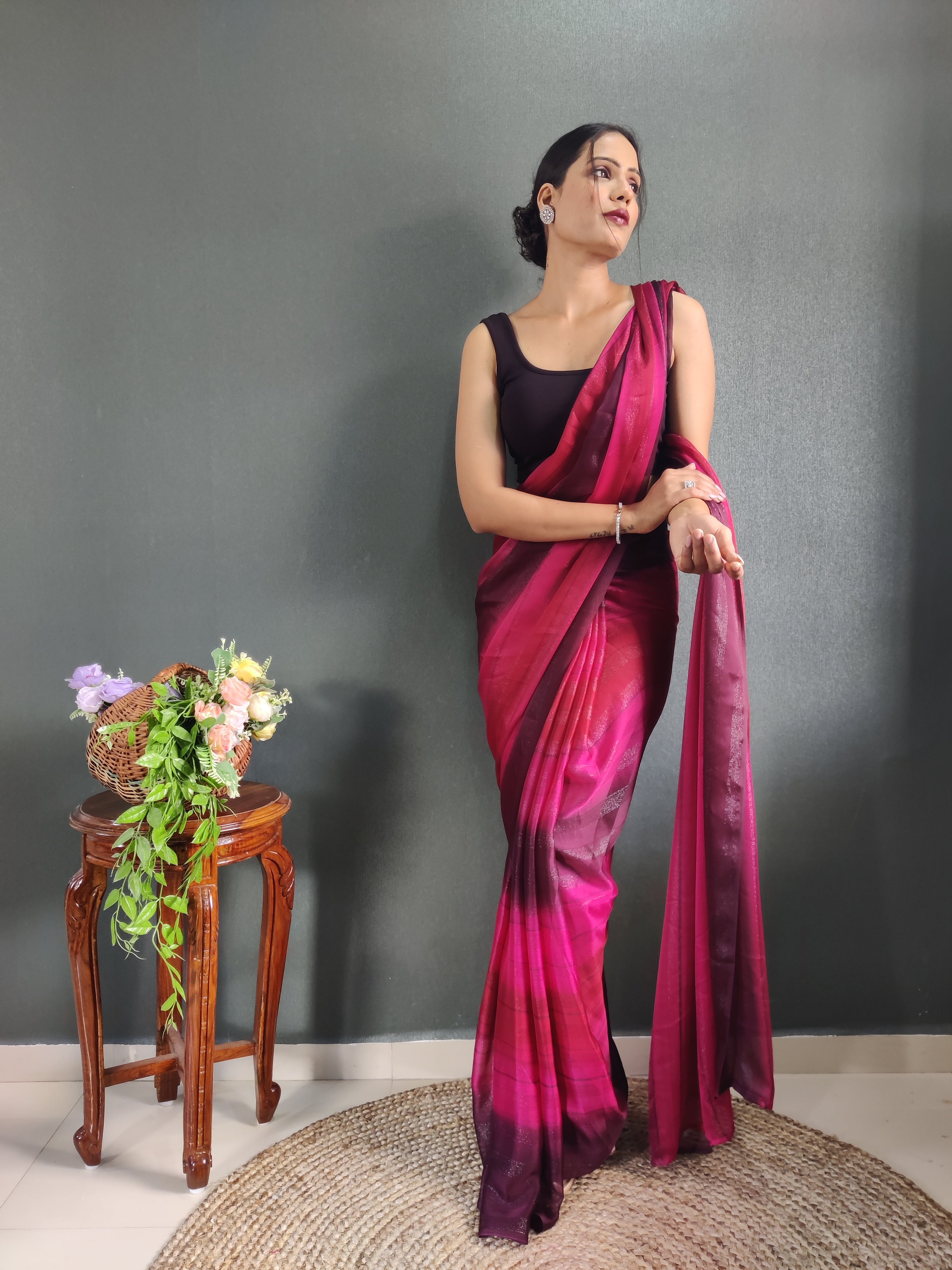 1- Min Ready To Wear Saree In Georgette Fabric With Important Zari Padding