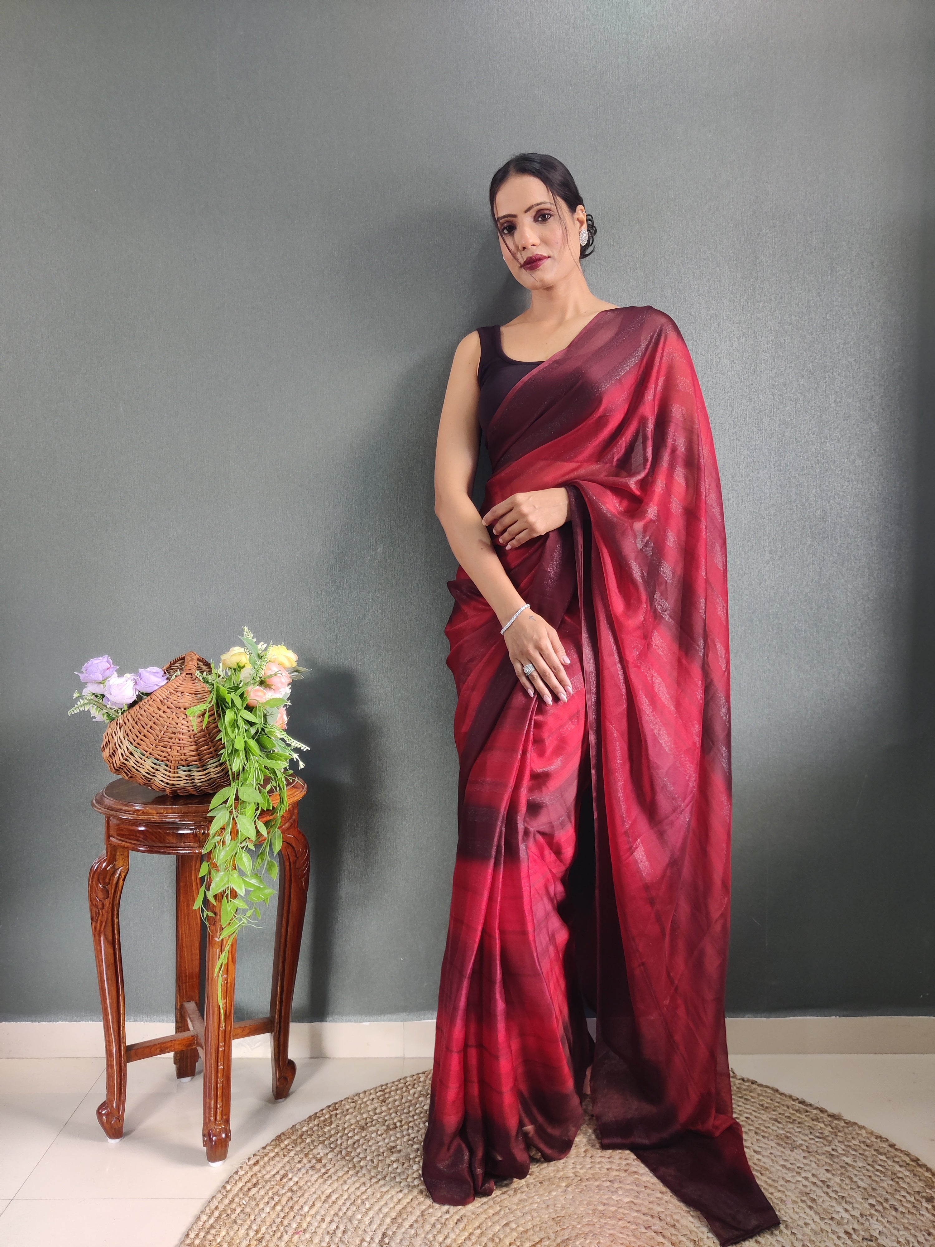 1- Min Ready To Wear Saree In Georgette Fabric With Important Zari Padding