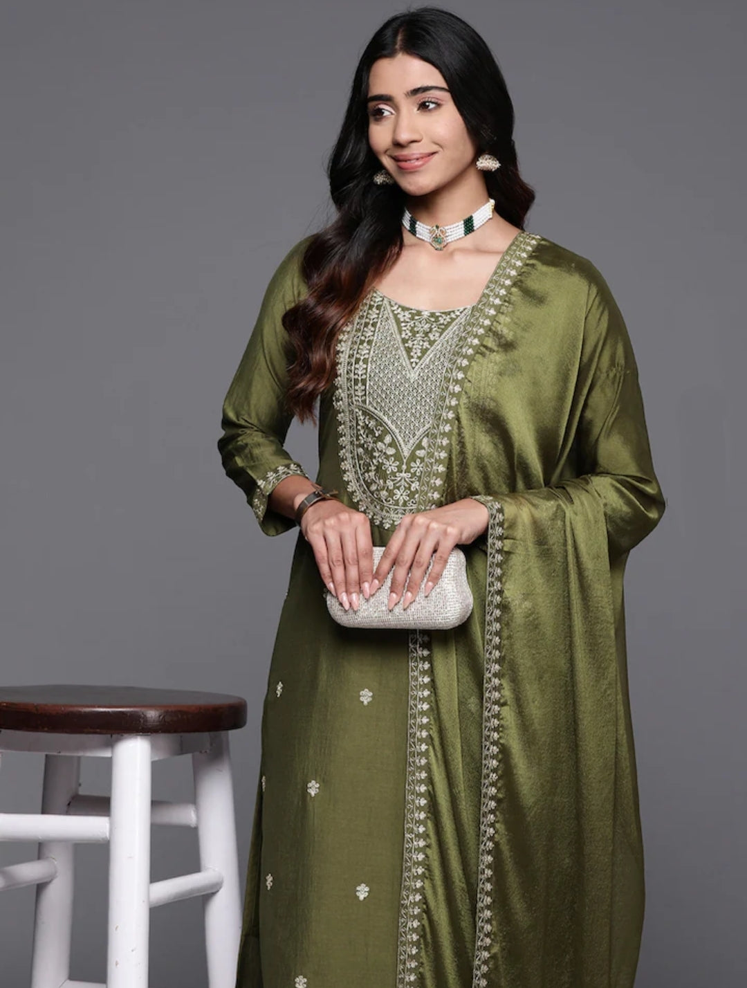Dazzling  Mahendi Beautiful Viscose Chanderi Suit Set