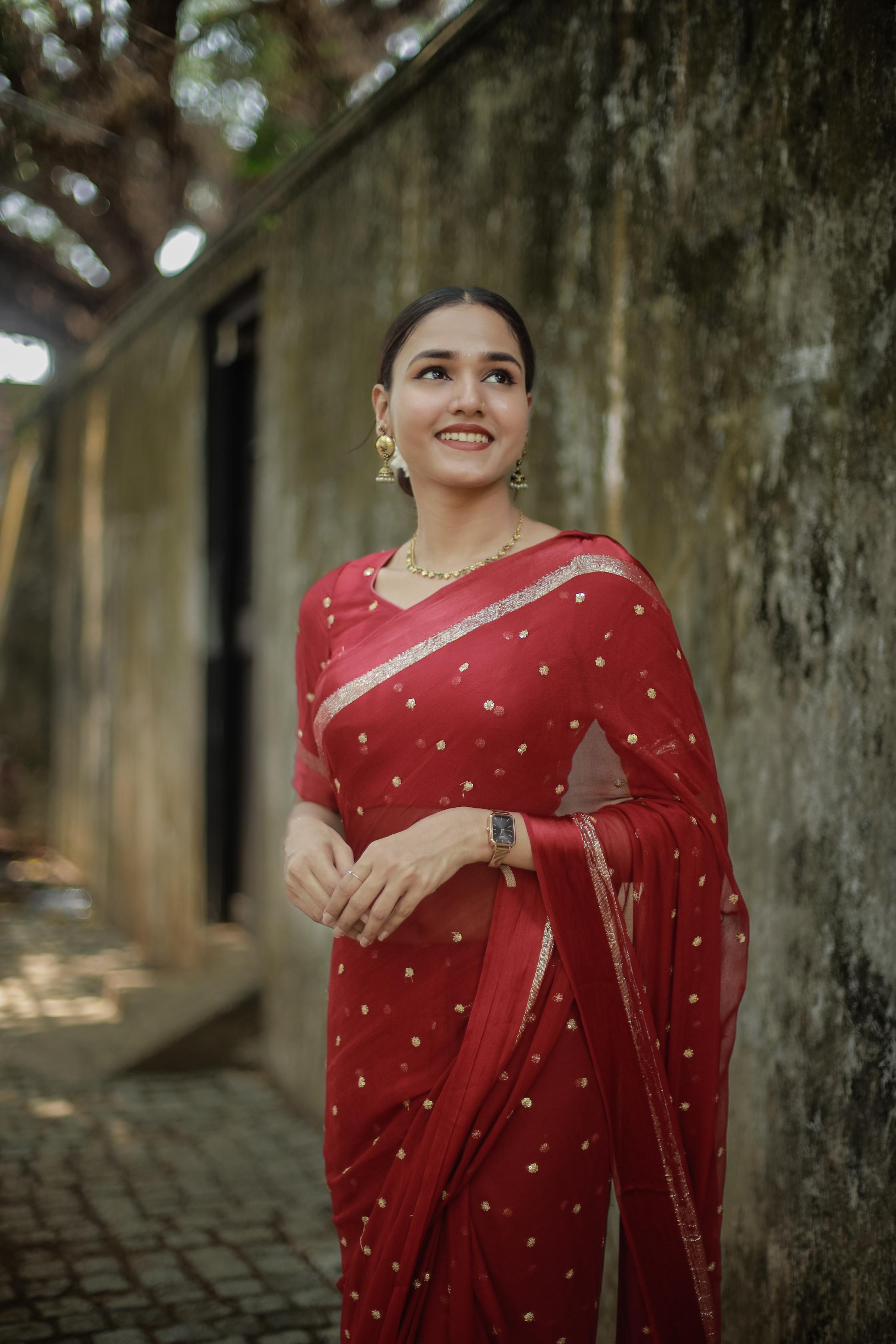 Most Trending Viral Pure Viscose Georgette Festival Maroon Saree With Satin Border