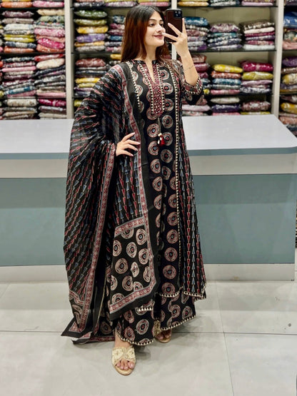 Sindoora Royal Pure Cotton Printed Suit Set