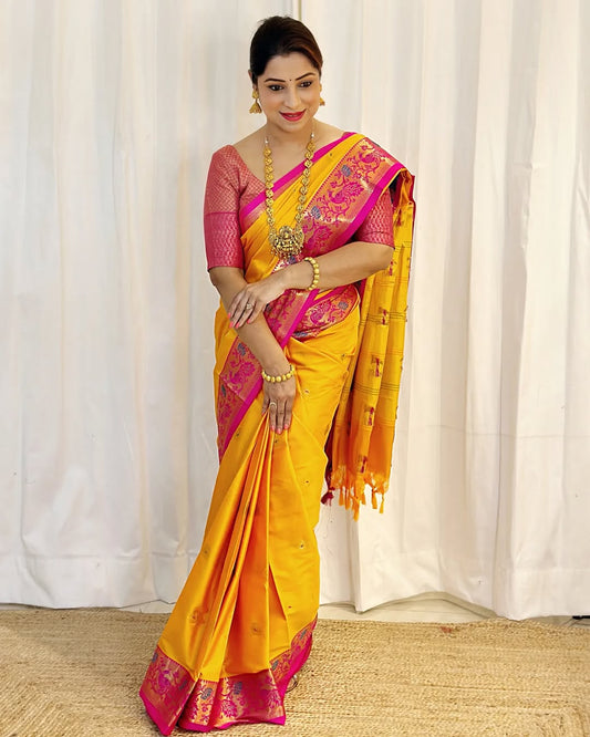 Luxurious Cotton Silk Paithani Silk Saree With Zari Weaving