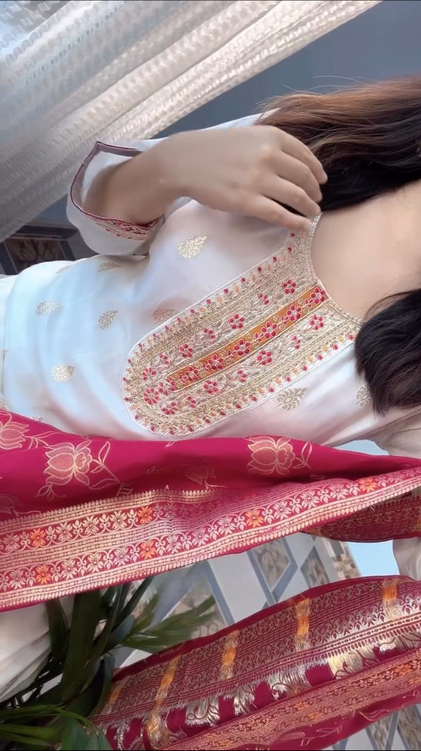 Aesthetic Pure Kanjivaram Silk Embroidery Suit Set