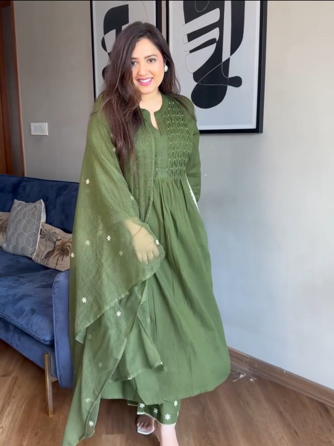 Very Graceful Pure Mul Cotton Embroidery Suit Set