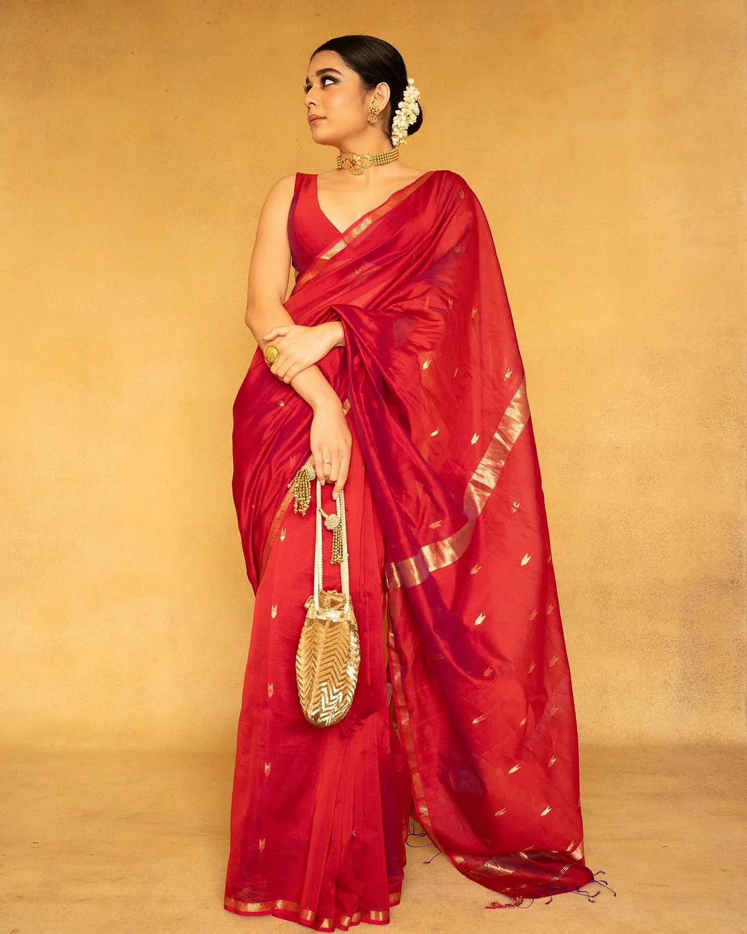Very Attractive Red Cotton Silk Saree With Beautiful Blouse Peice
