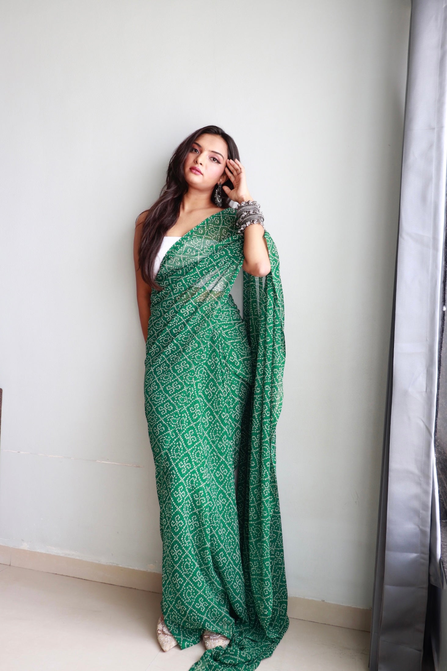 1 Min Ready To Wear Saree In Imported Crushed Bandhej With Heavy Blouse