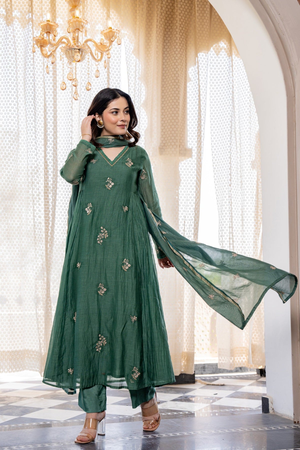 Delightful Chanderi Silk Emboridery Suit Set