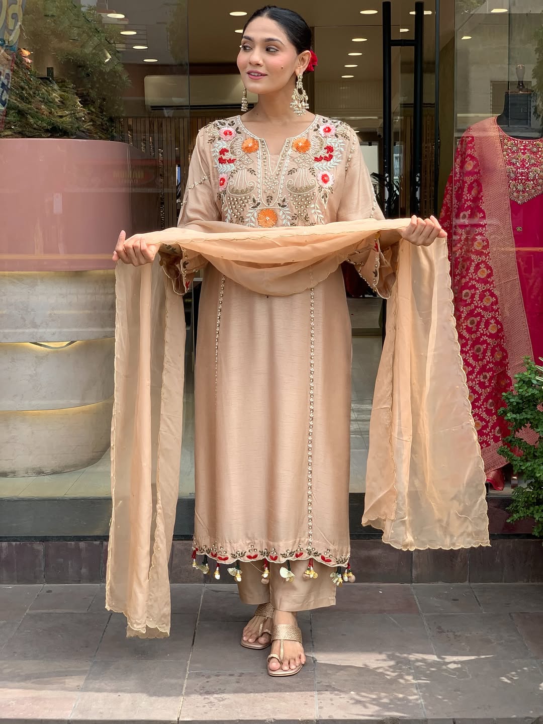 Aarunya Floral Embroidered Viscose Chanderi Suit Set