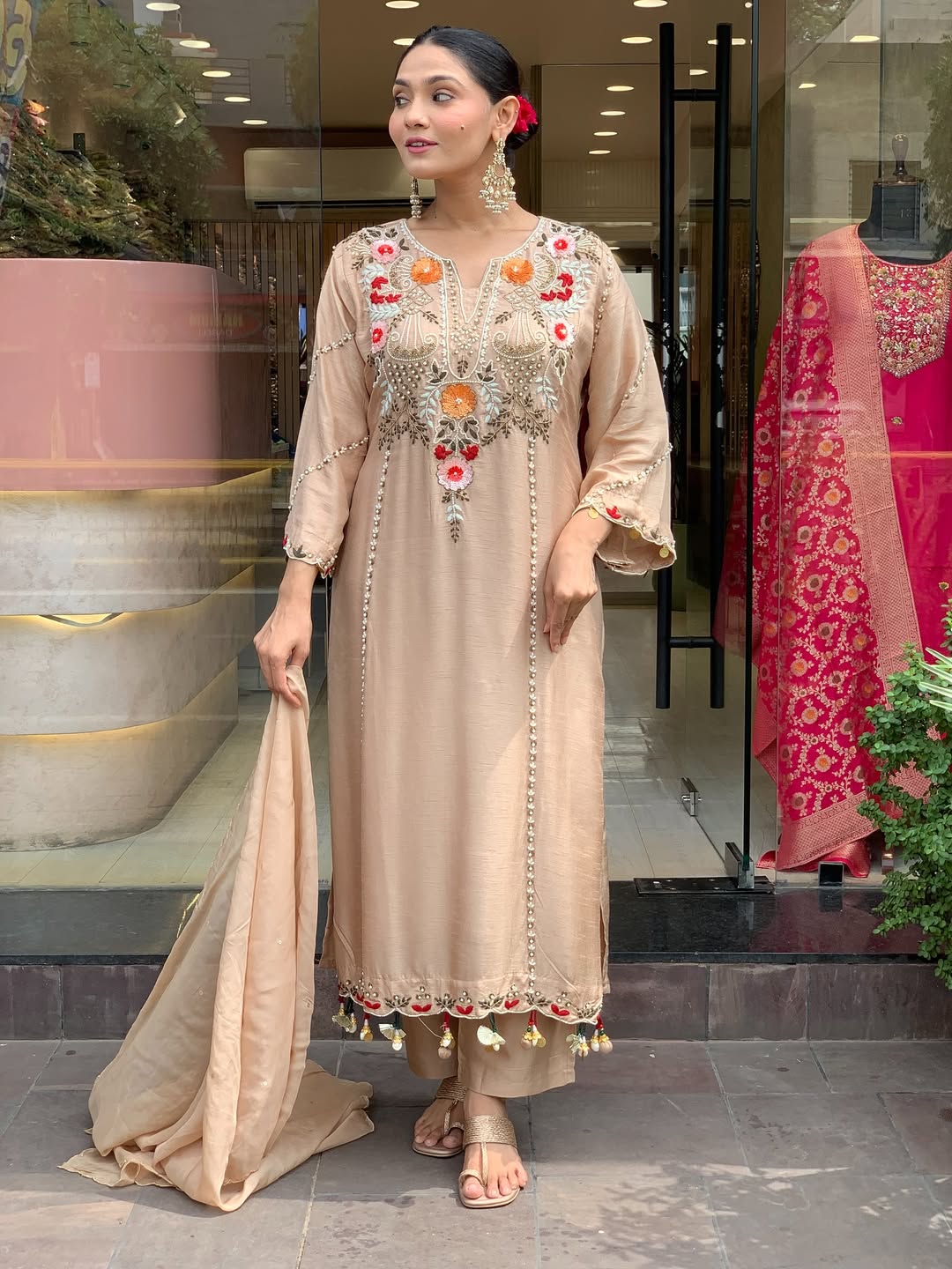 Aarunya Floral Embroidered Viscose Chanderi Suit Set
