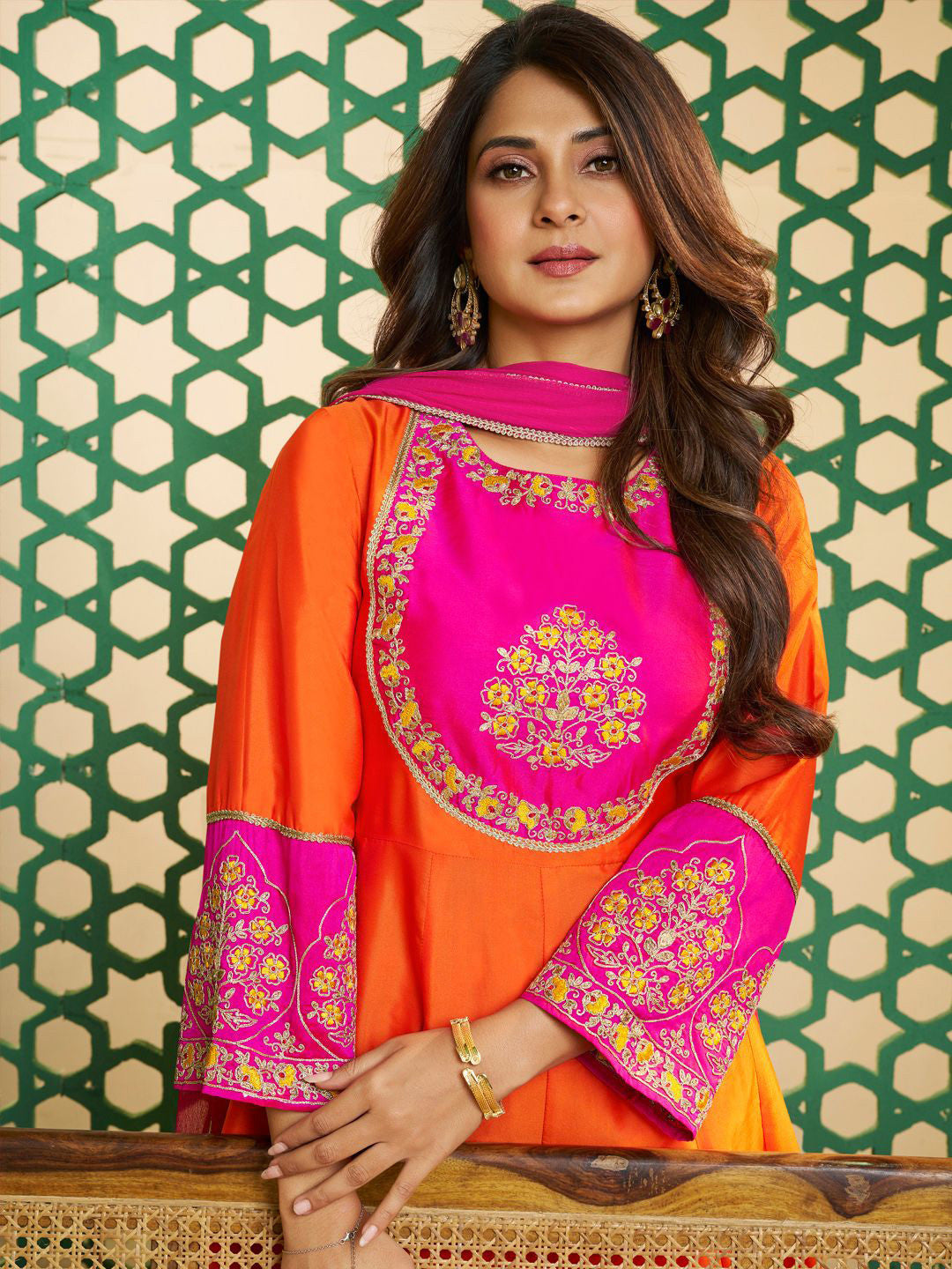 Very Winsome Chanderi Cotton Emboridery Suit Set