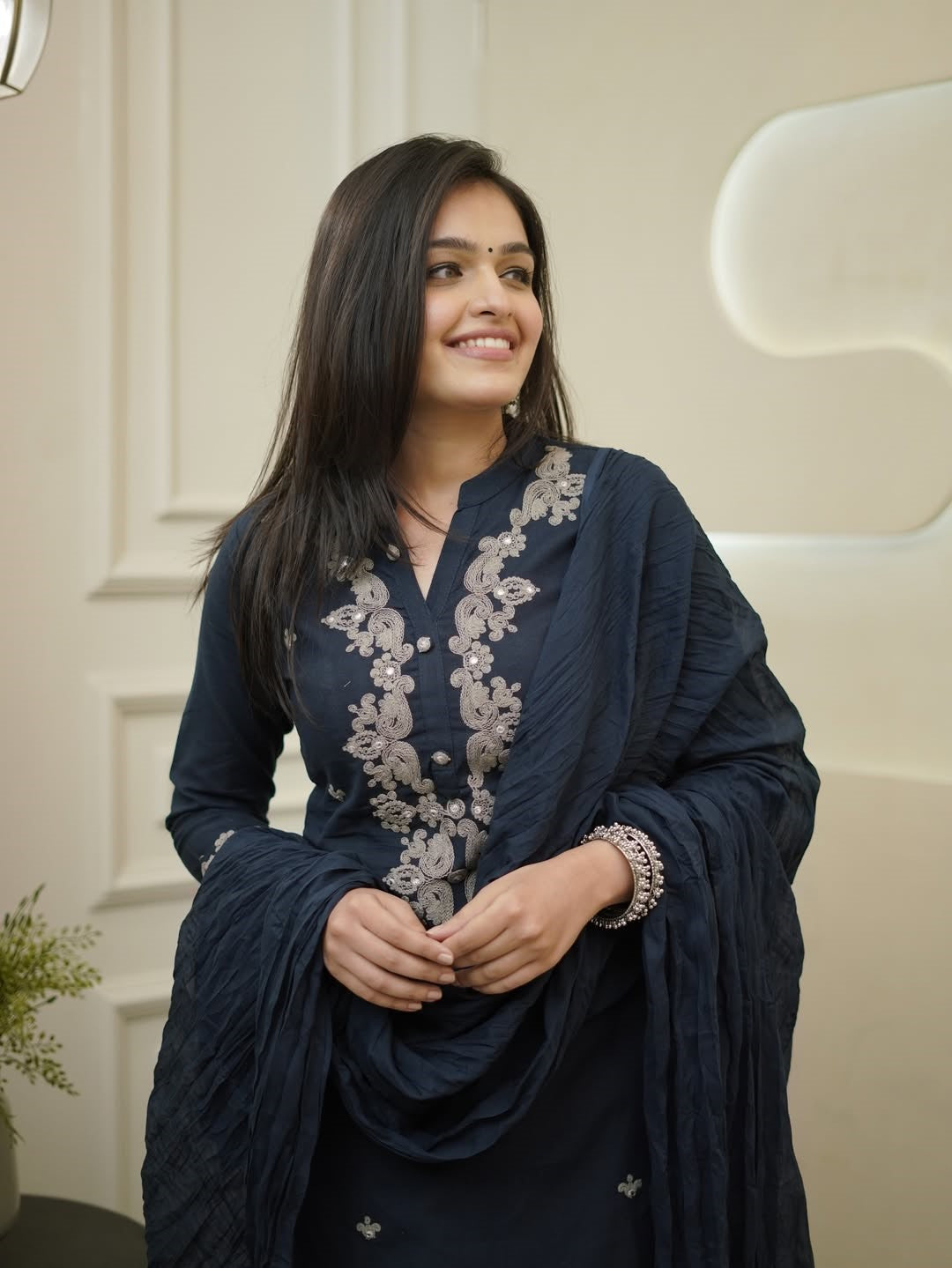 Very Pretty Rayon Slub Embroidery Suit Set