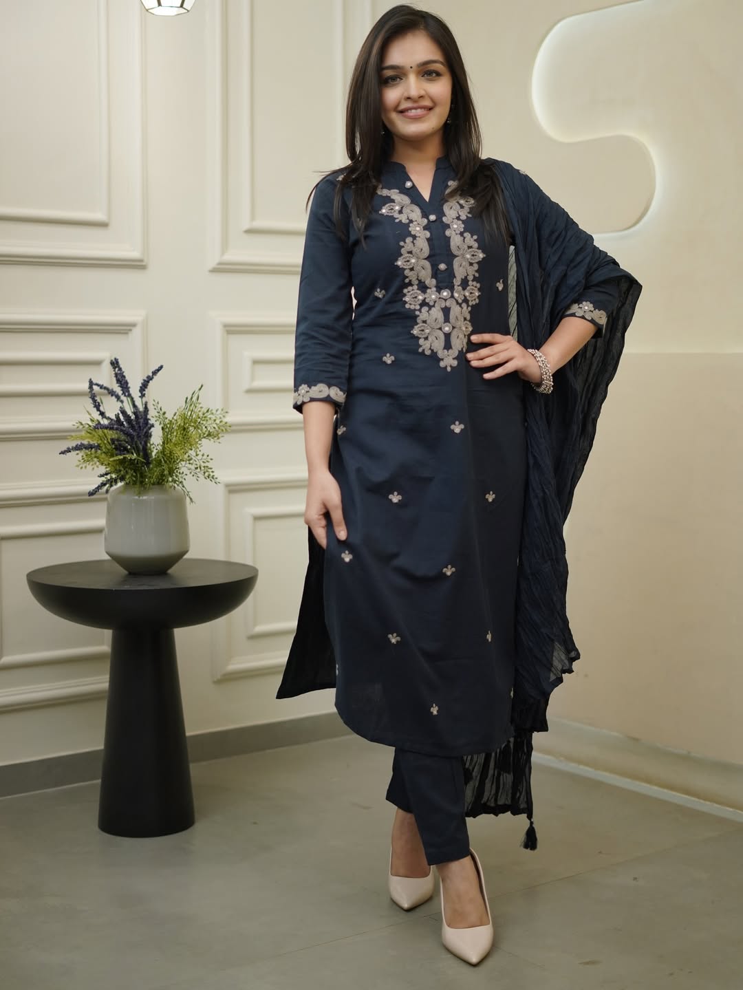 Very Pretty Rayon Slub Embroidery Suit Set