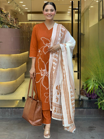 Appealing  Rayon Silk Floral Print Suit Set