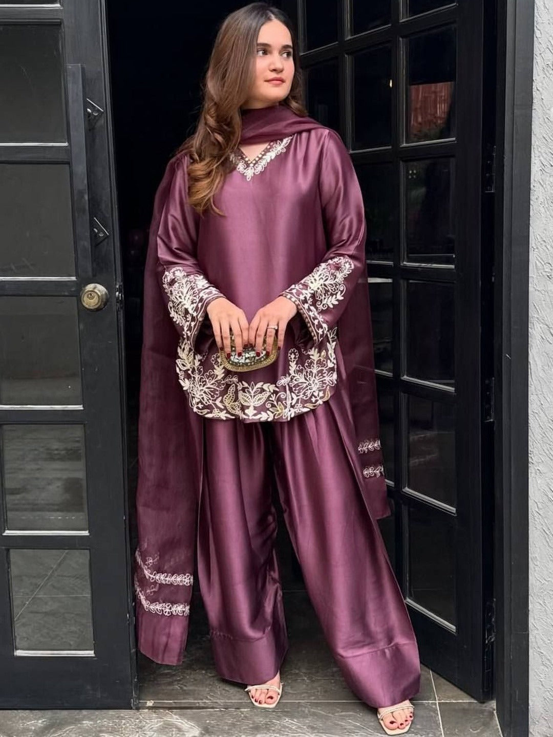 Zeenat Heritage Crepe Silk Suit Set