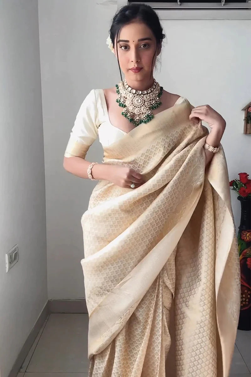 Trending 1 Min Ready To Wear Soft Silk Saree With Blouse