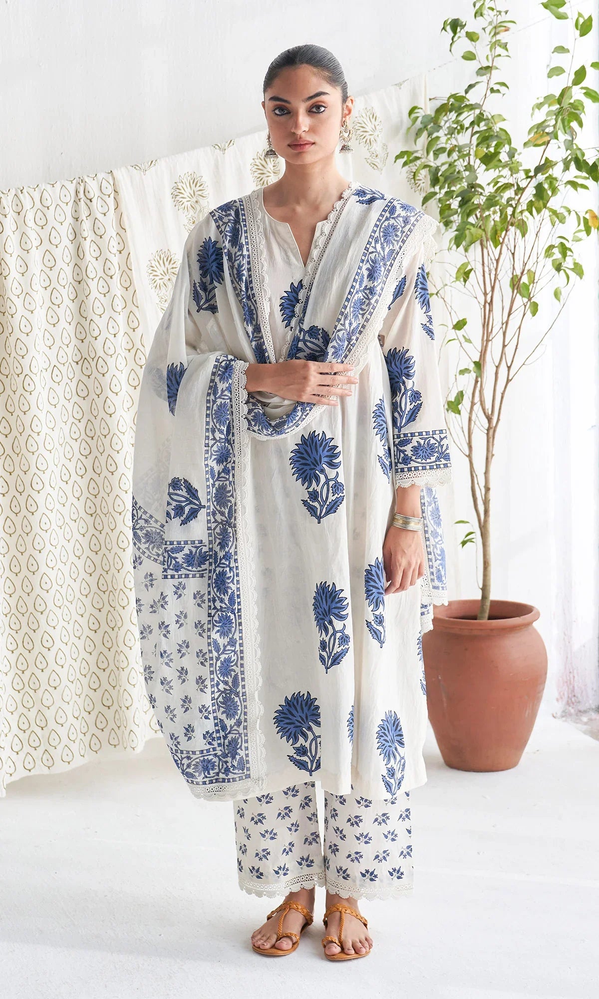 Anushka Sharma Inspired Pure Mul Cotton Jaipuri Block Print Suit Set