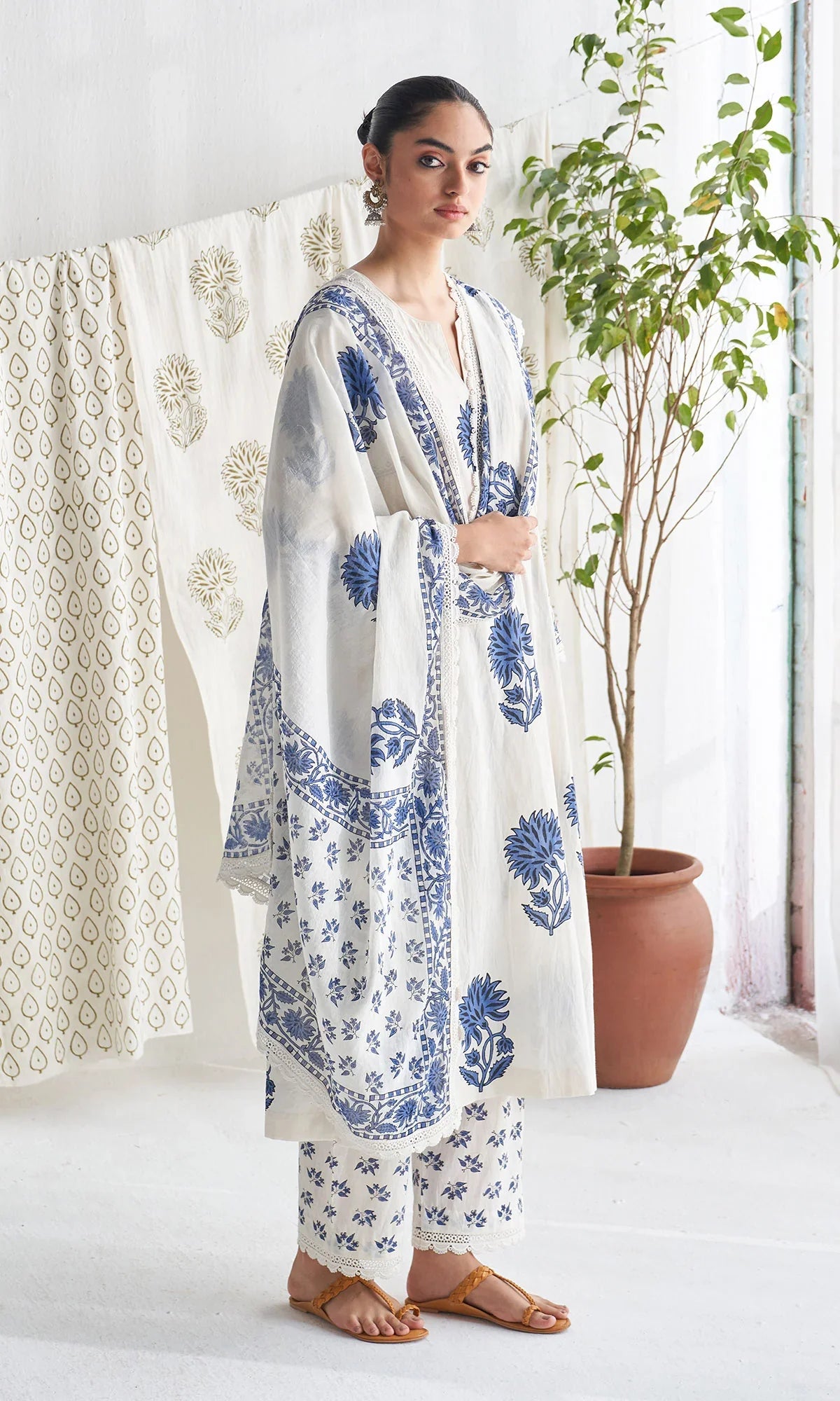 Anushka Sharma Inspired Pure Mul Cotton Jaipuri Block Print Suit Set