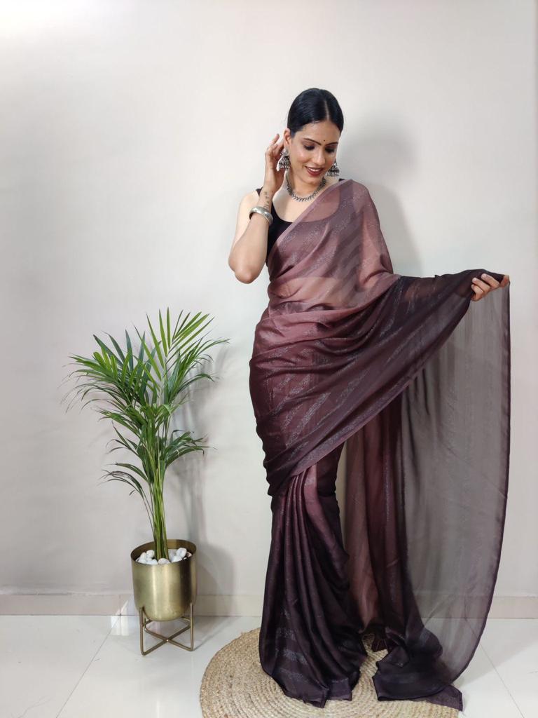 1- Min Ready To Wear Saree In Georgette Fabric With Important Zari Padding