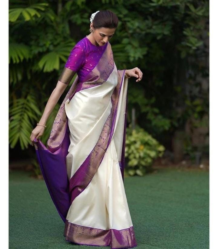 Elegant Pure Soft Banarasi Silk Saree With Blouse