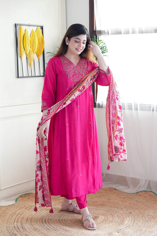 Exceptional Chanderi Suit Set With Cotton Dupatta