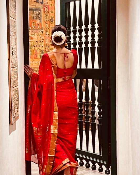 Very Astonishing Pure Soft Silk Saree With Rich Weaving Blouse