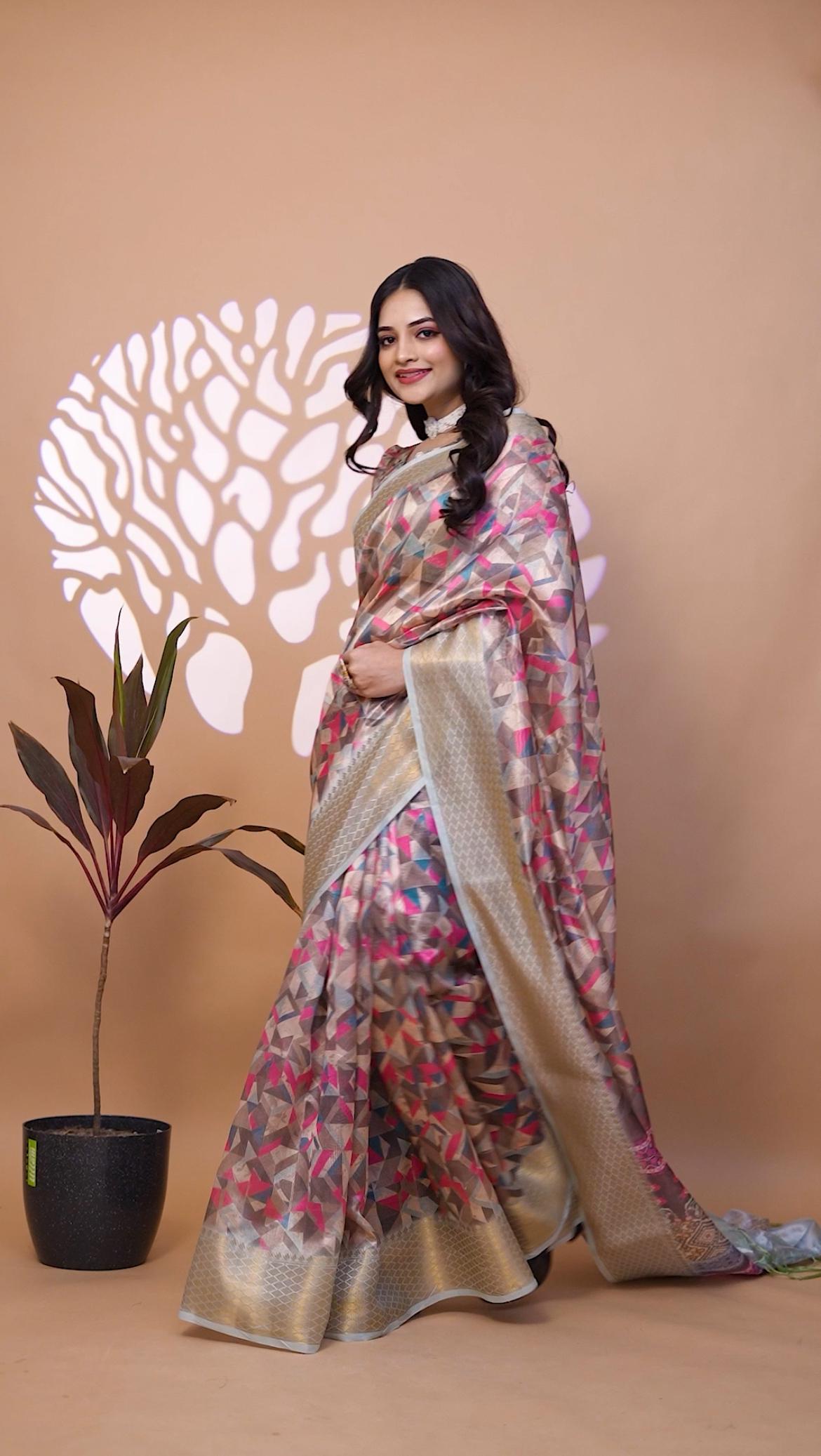 Elegant Multicolor Handllom Silk Blend Saree With Zari border