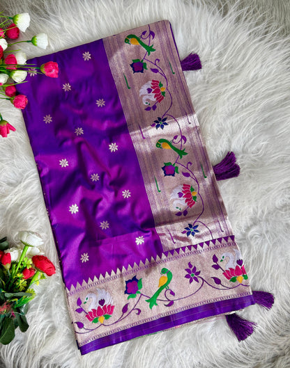 Dignified Rajhans Motifs Piathani Silk Saree with Zari Weaving