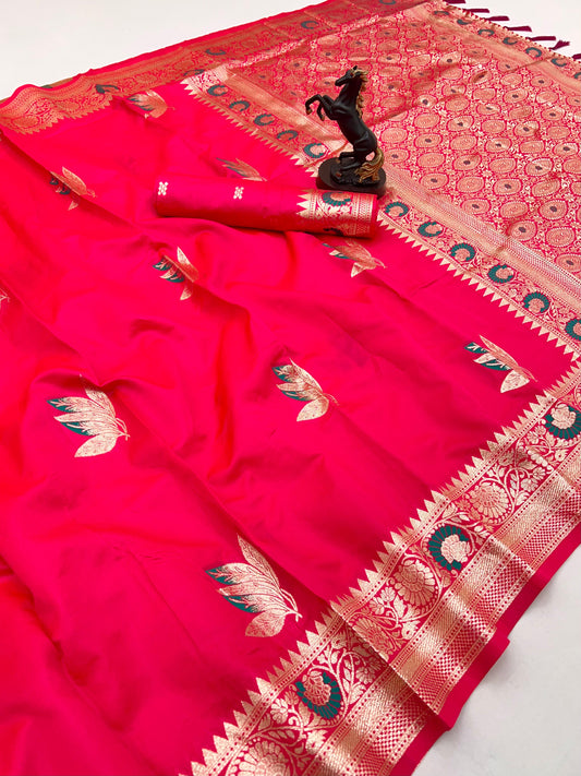 Elegant Festive Look Soft Silk Saree With Zari Weaving