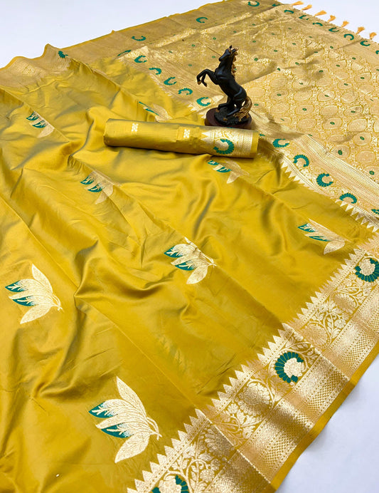 Elegant Festive Look Soft Silk Saree With Zari Weaving