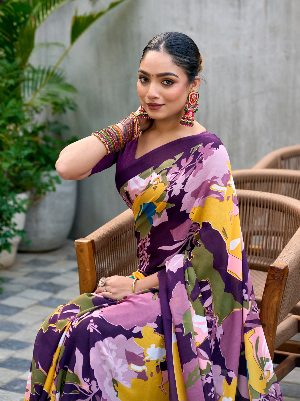 Very Graceful Georgette Saree With Stunning Floral Print