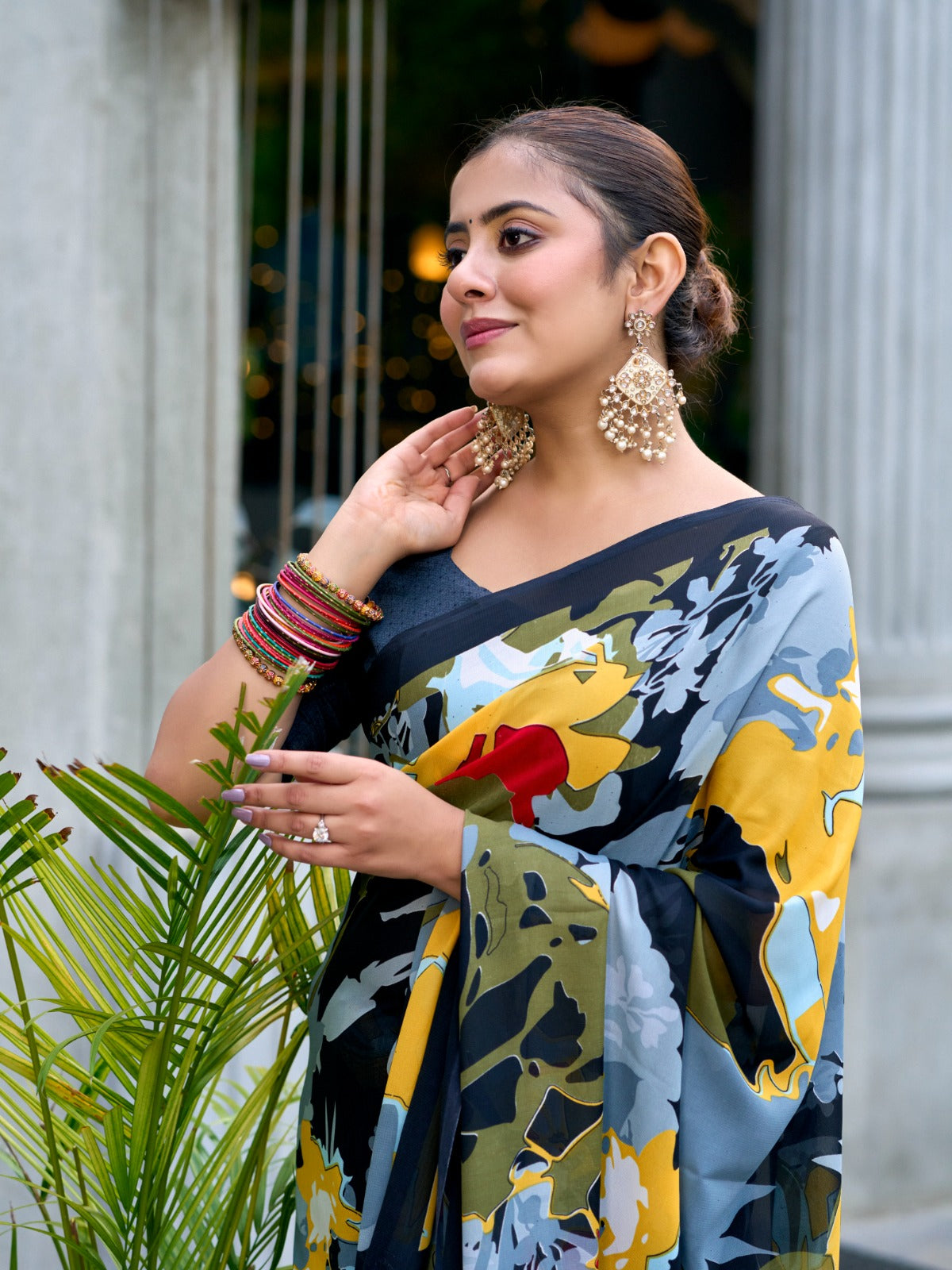 Very Graceful Georgette Saree With Stunning Floral Print