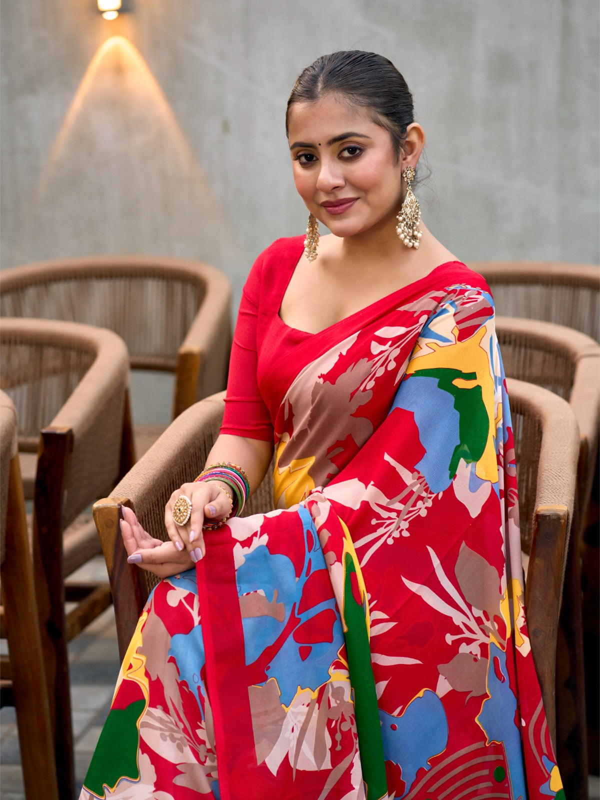 Very Graceful Georgette Saree With Stunning Floral Print