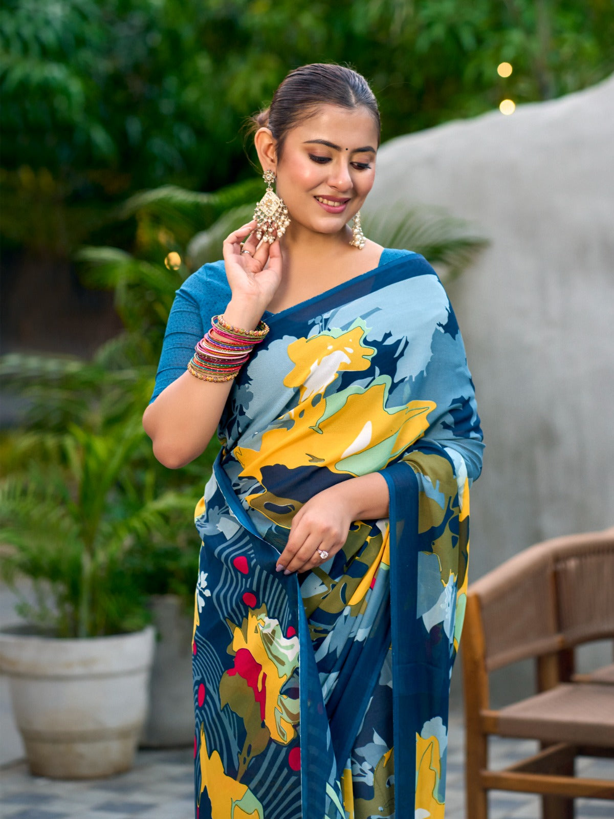 Very Graceful Georgette Saree With Stunning Floral Print