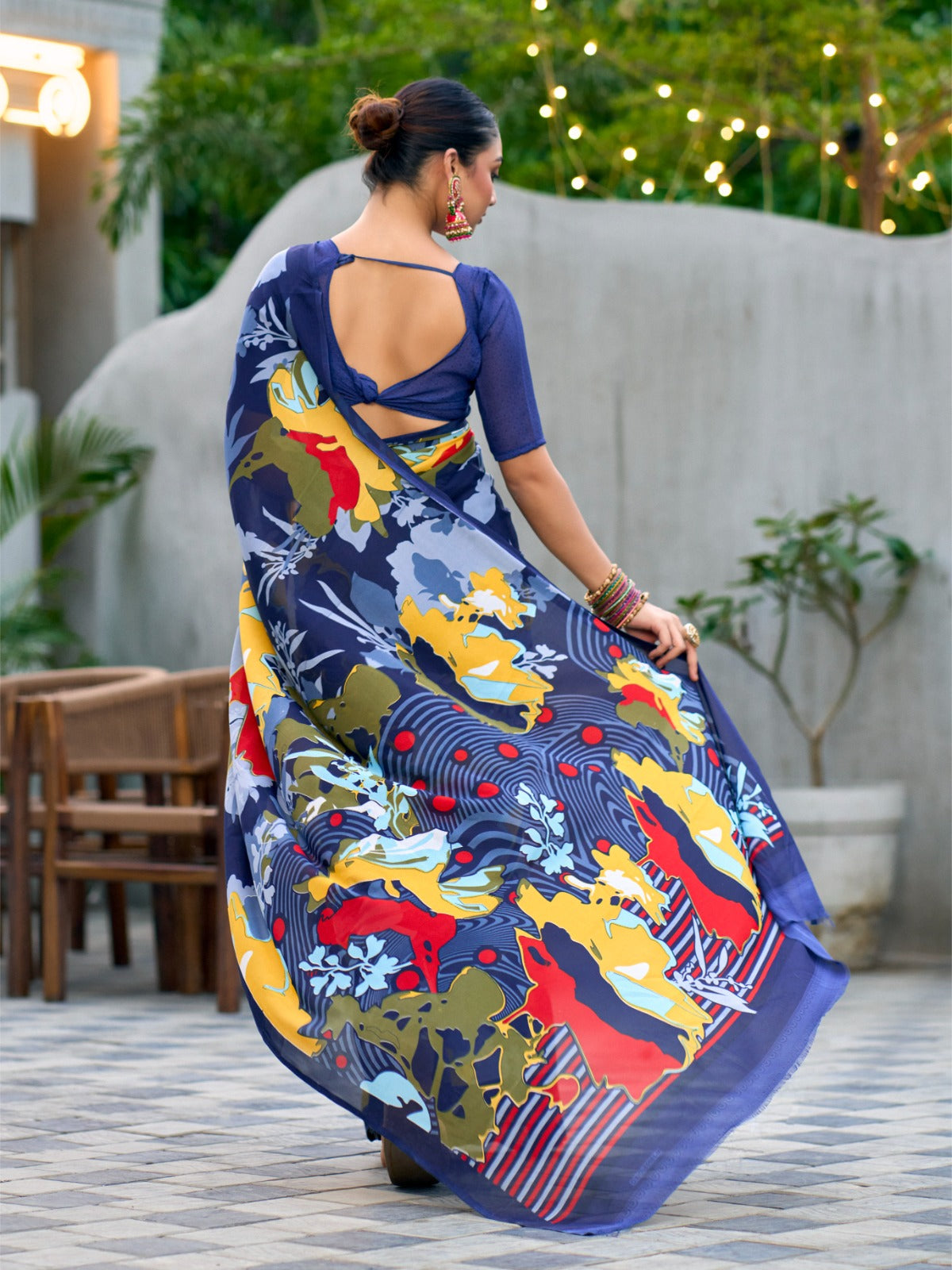 Very Graceful Georgette Saree With Stunning Floral Print