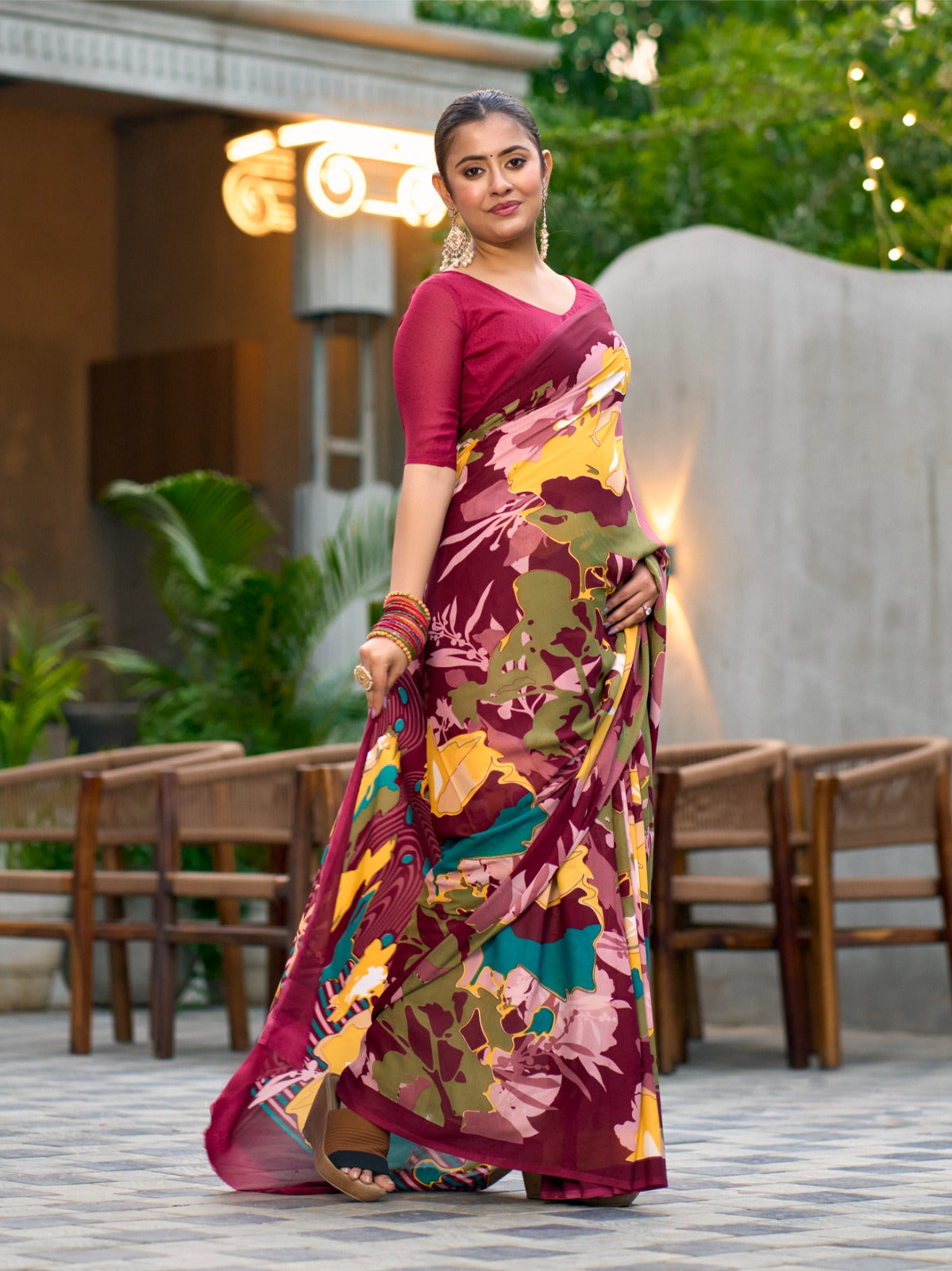 Very Graceful Georgette Saree With Stunning Floral Print