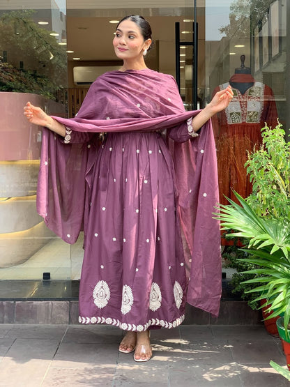 Elegant Chanderi Silk Embroidery Suit Set