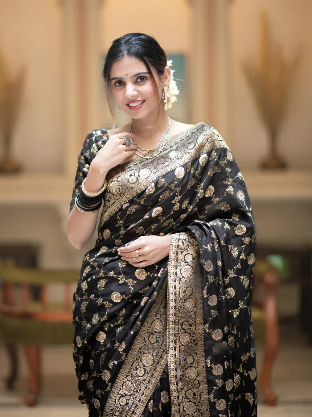 Crow Black Pure Banarasi Silk Saree With Heavy Pallu