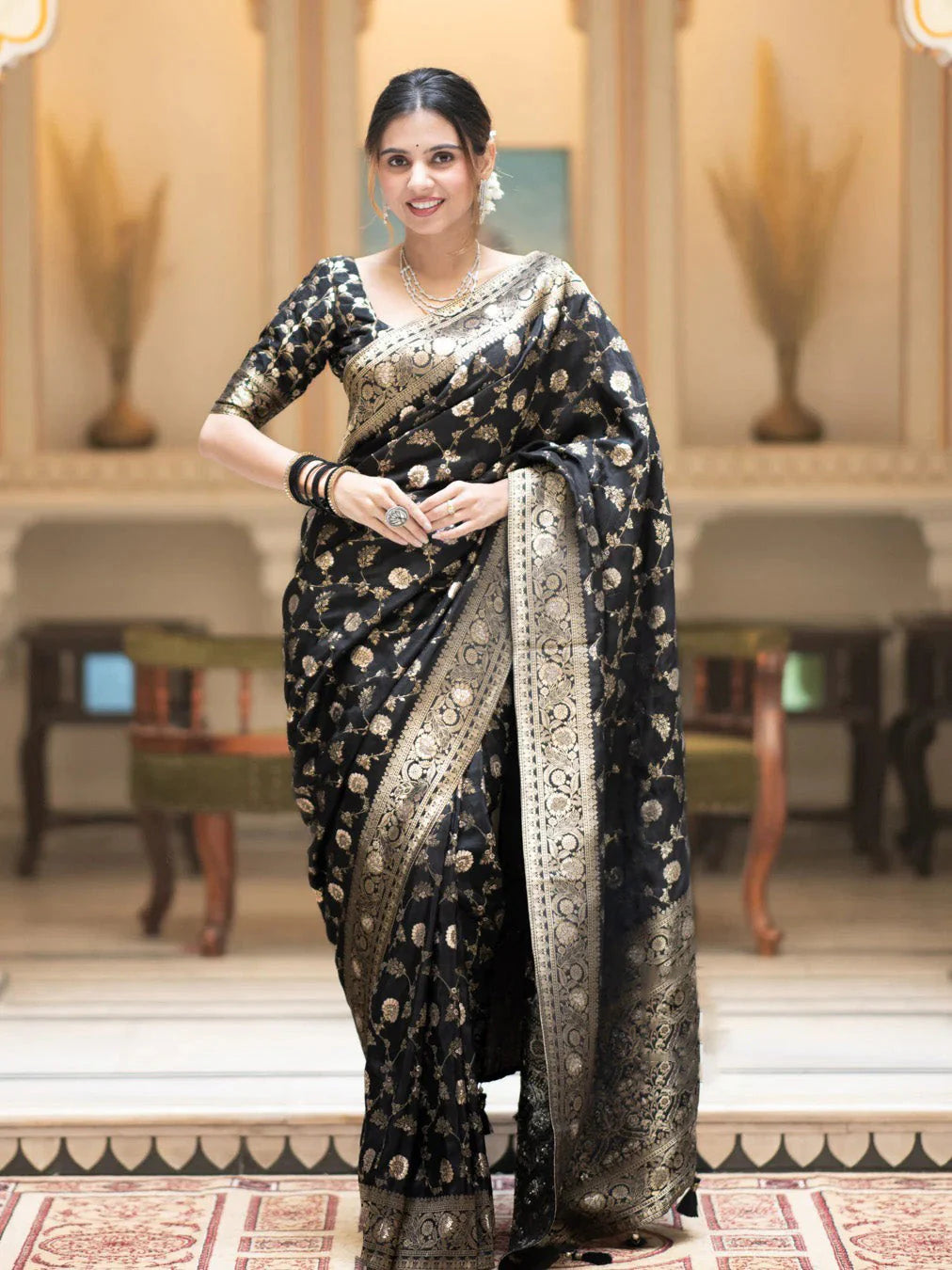 Crow Black Pure Banarasi Silk Saree With Heavy Pallu