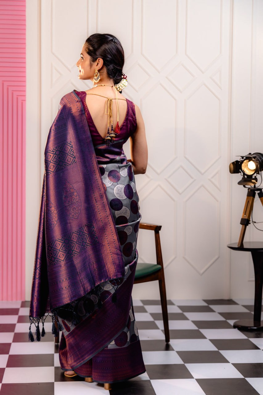 Most Good-Looking Banarasi Silk Saree With Blouse