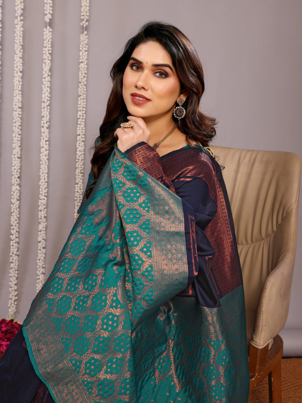 Most Elegant Banarasi Silk Saree With Rich Pallu