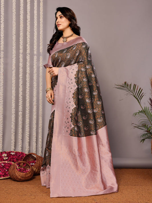 Most Ravishing Banasari Silk Saree With Blouse