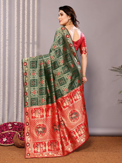 Most Magnificent Traditional Silk Saree With Rich Pallu
