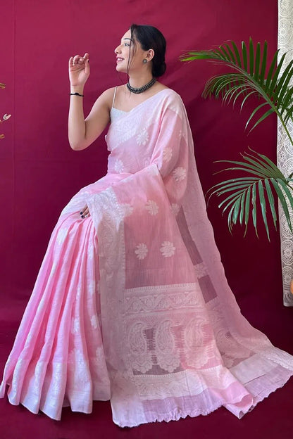 Most Stunning Traditional Silk Saree With Rich Pallu