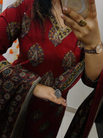 Charming Red Pure Mul Cotton Embroidery Suit Set