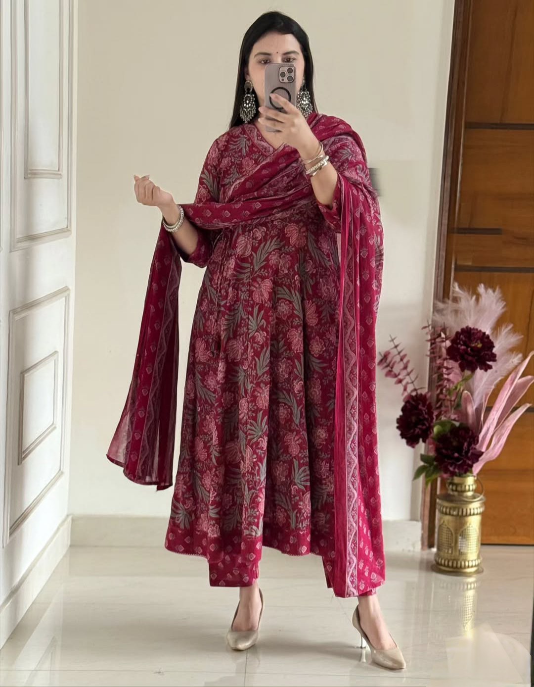 Very Elegant Anarkali Style Pure Cotton Suit Set